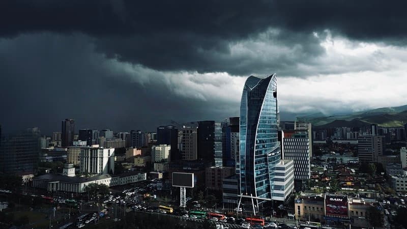 Өнөөдөр Улаанбаатарт бага зэргийн бороо орно
