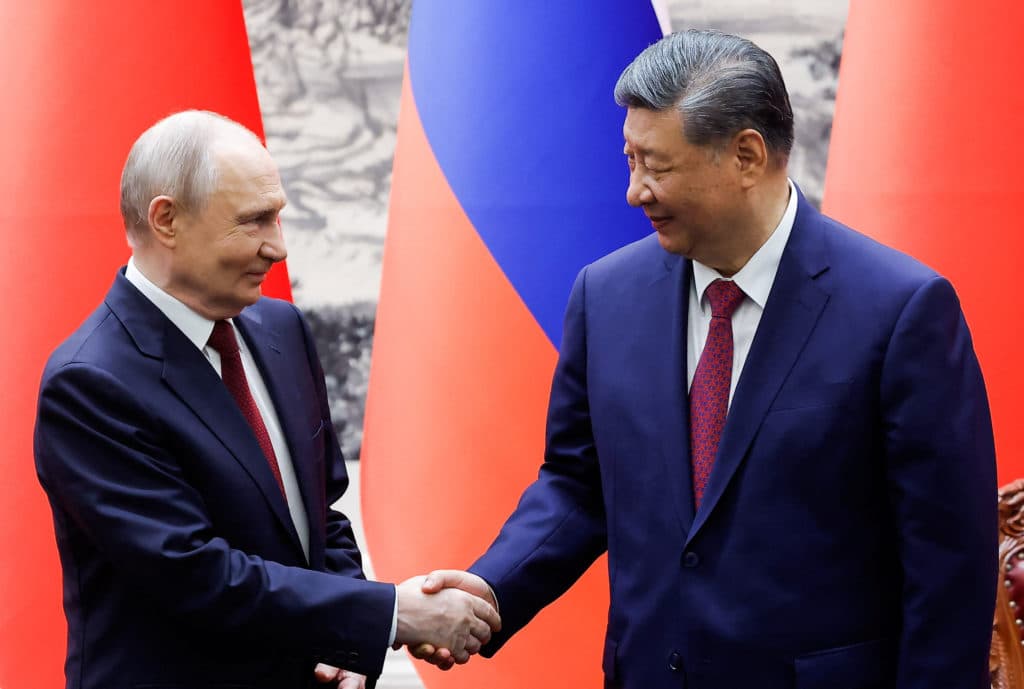 Владимир Путиний том найдвар нурав: Сибирийн хийн хоолойн гэрээ дахин хойшилжээ