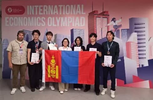 Олон улсын эдийн засгийн IX олимпиадаас Монголын баг 1 мөнгө, 2 хүрэл медаль хүртлээ